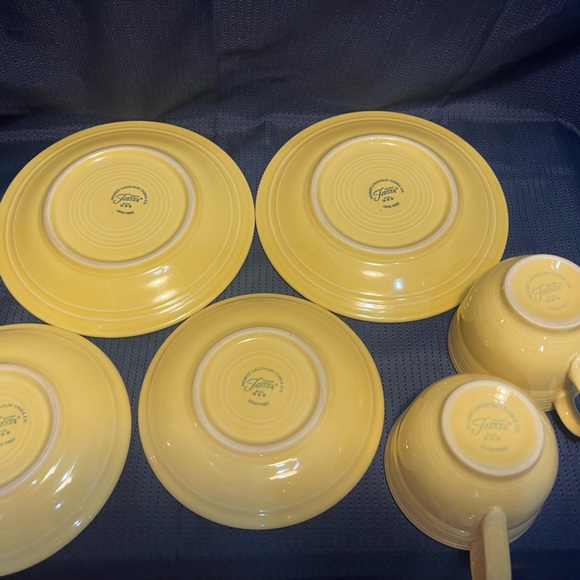 Fiestaware Dessert Set for Two in Sunflower light yellow Six Pieces KKB - Picture 5 of 11